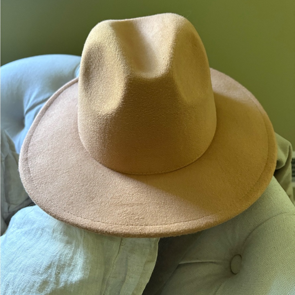 Abercrombie & Fitch Camel Fedora Hat